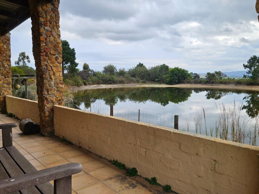 2 Bedroom Property for Sale in Baardskeerdersbos Western Cape